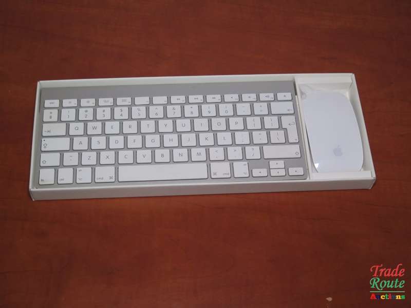 APPLE MAGIC WIRELESS KEYBOARD A1314 + APPLE WIRELESS MOUSE SET IN BOX