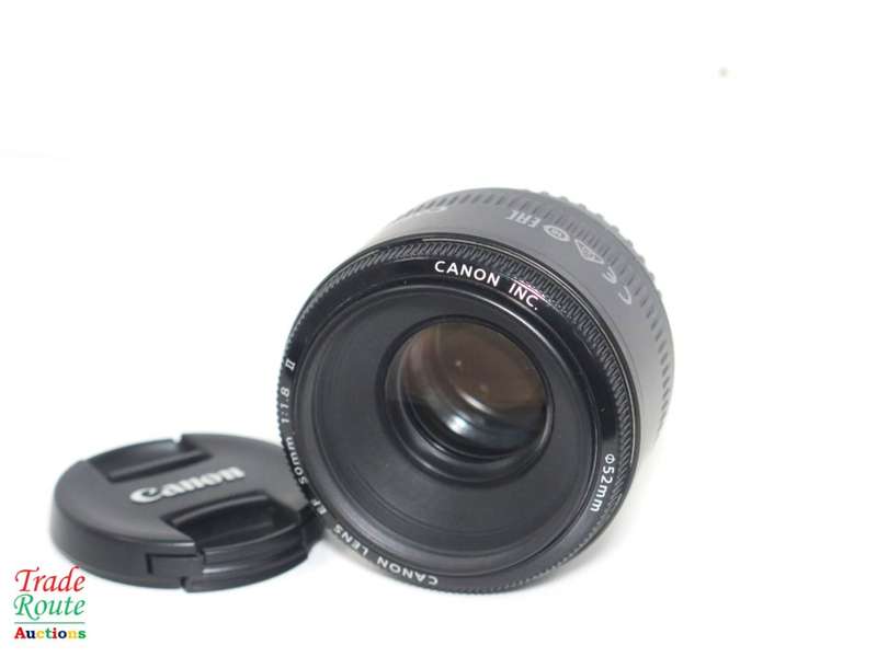 Canon EF 50mm f/1.8 II Lens - Fits Canon Cameras