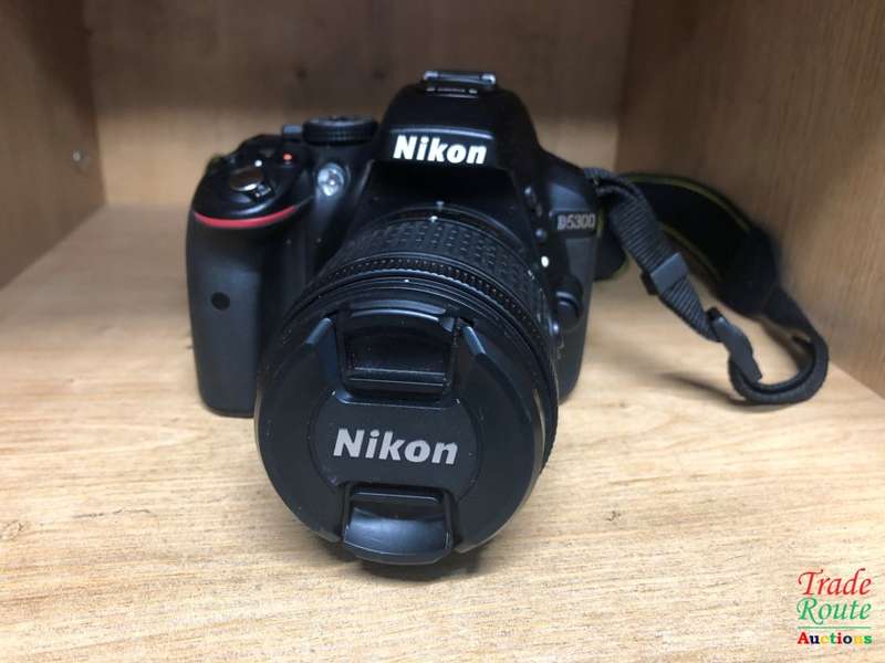 NIKON D5300 DSLR CAMERA BODY [ WiFi & GPS] - [ 24.2 MP ] - [ DX ] WITH 18-55 VR  Lens Kit