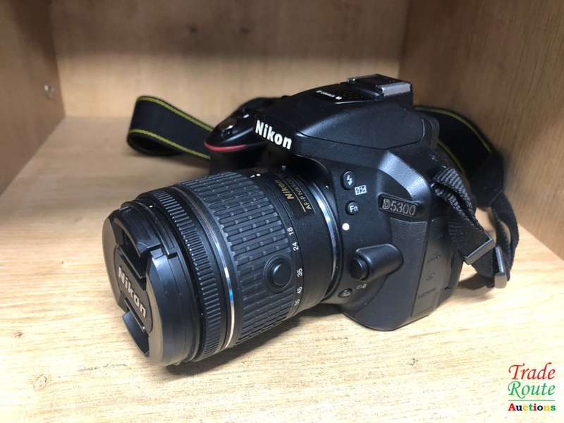 NIKON D5300 DSLR CAMERA BODY [ WiFi & GPS] - [ 24.2 MP ] - [ DX ] WITH 18-55 VR  Lens Kit