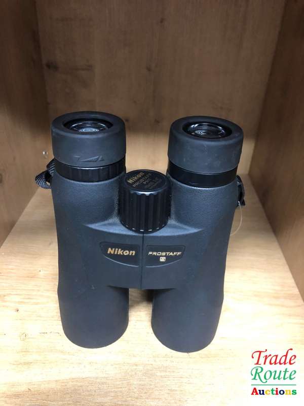 NIKON PROSTAFF 5 P511 10X50 Binoculars + Pouch