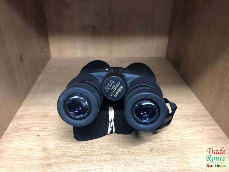 NIKON PROSTAFF 5 P511 10X50 Binoculars + Pouch
