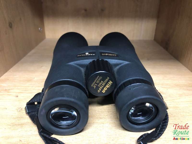 NIKON PROSTAFF 5 P511 10X50 Binoculars + Pouch