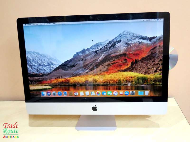 Apple iMAC | 27 INCH *All In One Desktop*ATI Radeon HD Graphics Desktop Computer