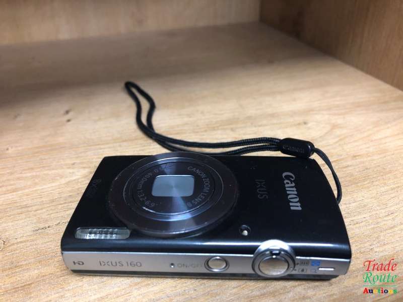 Canon IXUS 160 Ultra Slim 20MP Digital Compact Camera with 8x Zoom Lens