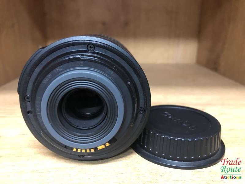 Canon EF-S 55-250mm IS (Image Stabilizer) Lens for Canon DSLR Cameras