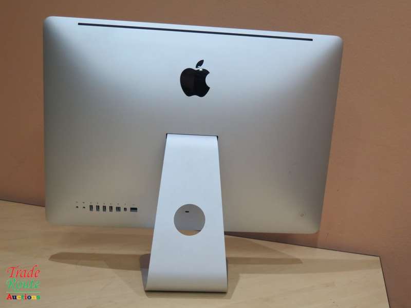 Apple iMAC | 21.5 INCH * ALL IN ONE DESKTOP COMPUTER * AMD Radeon HD