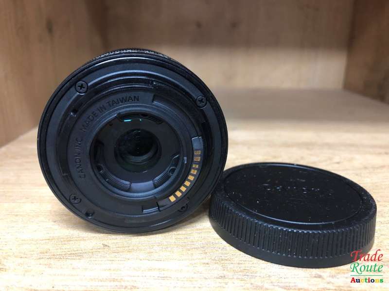 Canon EF-M 15-45mm f/3.5-6.3 IS STM Lens - FOR CANON MIRRORLESS CAMERAS