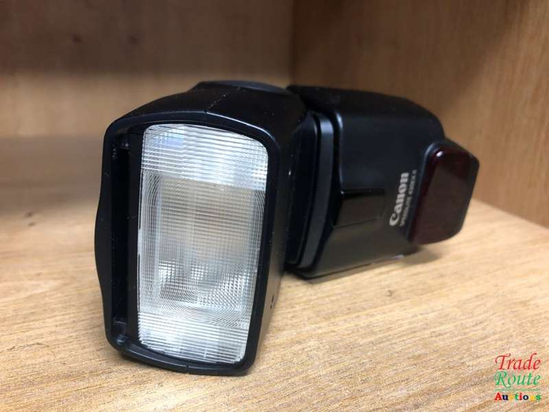 Canon Speedlite 430EX II Flash for Canon EOS DIGITAL SLR Cameras *** BARGAIN ** Fits all CANON DSLRs