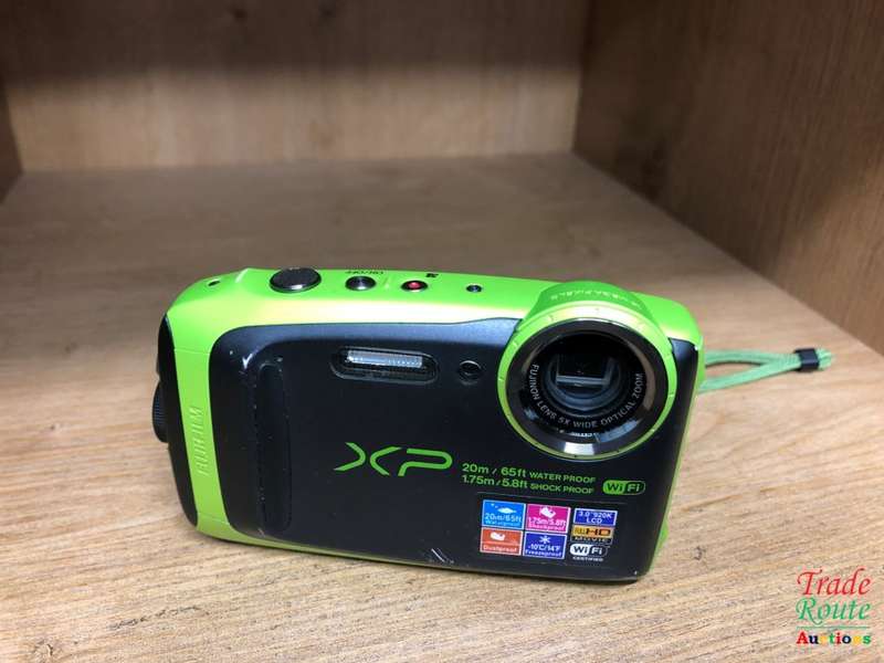 Fujifilm Waterproof Digital Underwater Camera with 3" LCD, Green (xp120)