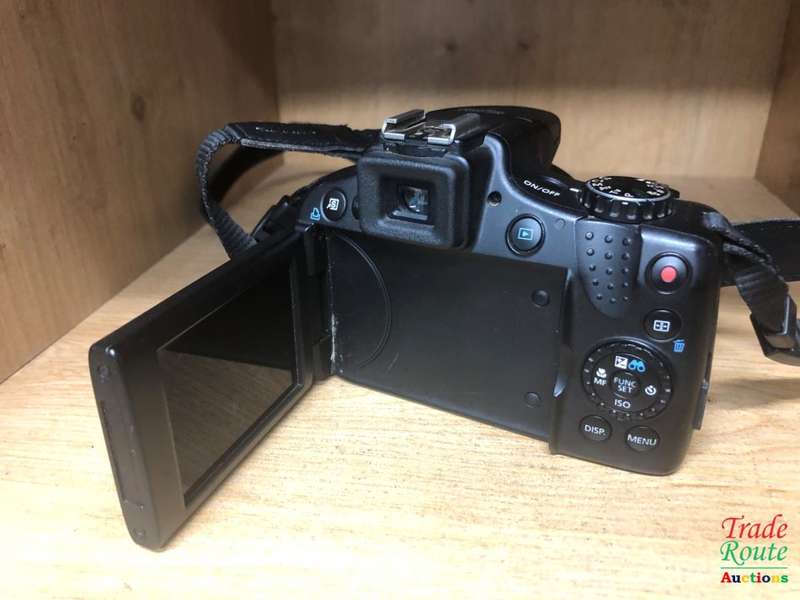 Canon PowerShot SX50 HS CAMERA 24-1200mm IMAGE STABILIZER Lens - WORLD'S FIRST COMPACT 50X ZOOM
