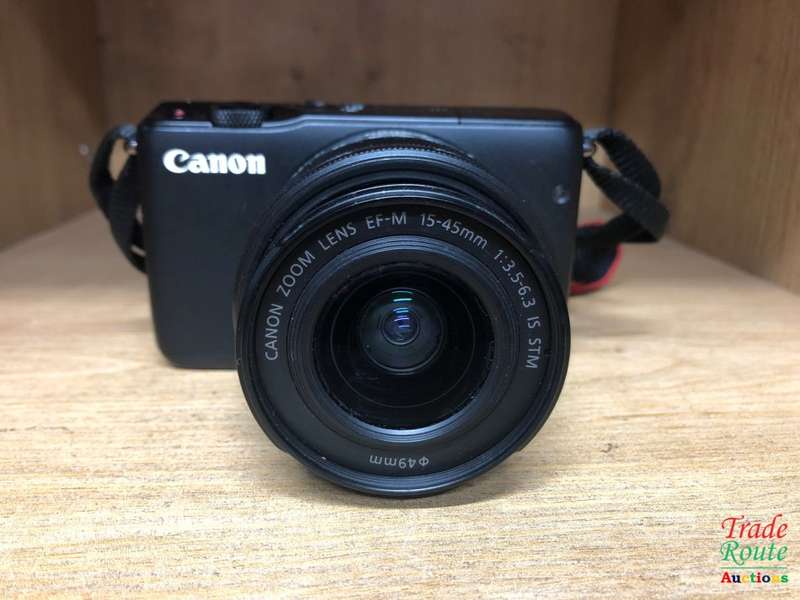Canon EOS M10 Mirrorless Digital Camera with 15-45mm IS STM Lens