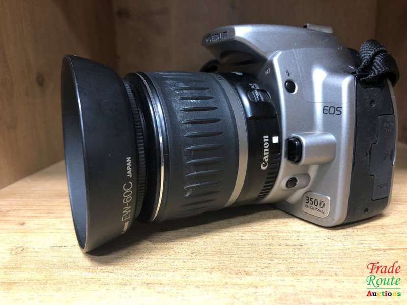 Canon EOS 350D Digital SLR camera WITH 18-55 mm lens