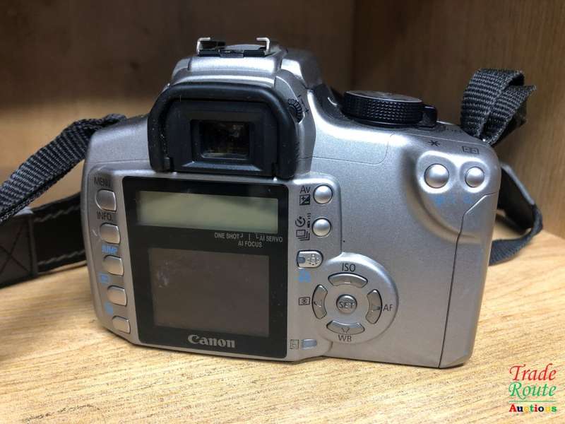 Canon EOS 350D Digital SLR camera WITH 18-55 mm lens