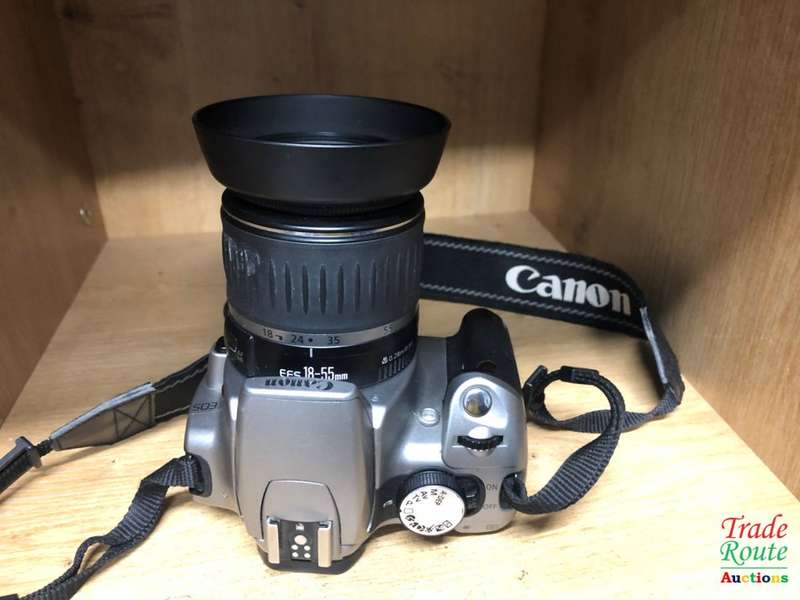 Canon EOS 350D Digital SLR camera WITH 18-55 mm lens