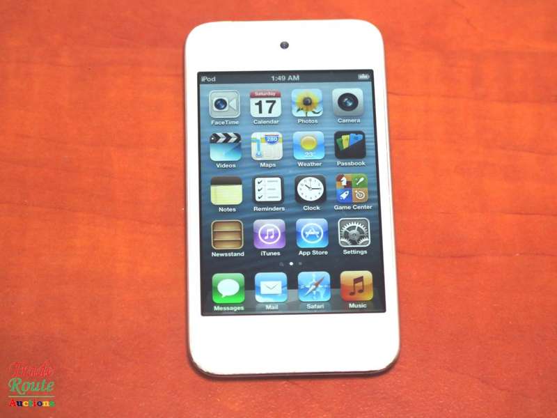 Apple iPod Touch 4th Generation | 16GB Retina Display | ME179BT/A | A1367