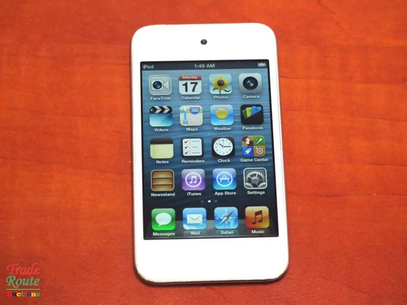 Apple iPod Touch 4th Generation | 16GB Retina Display | ME179BT/A | A1367