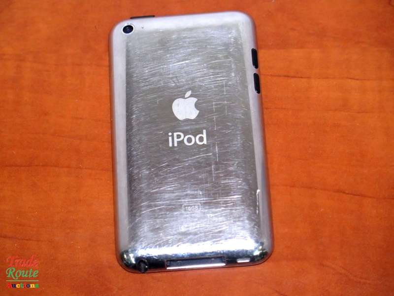 Apple iPod Touch 4th Generation | 16GB Retina Display | ME179BT/A | A1367