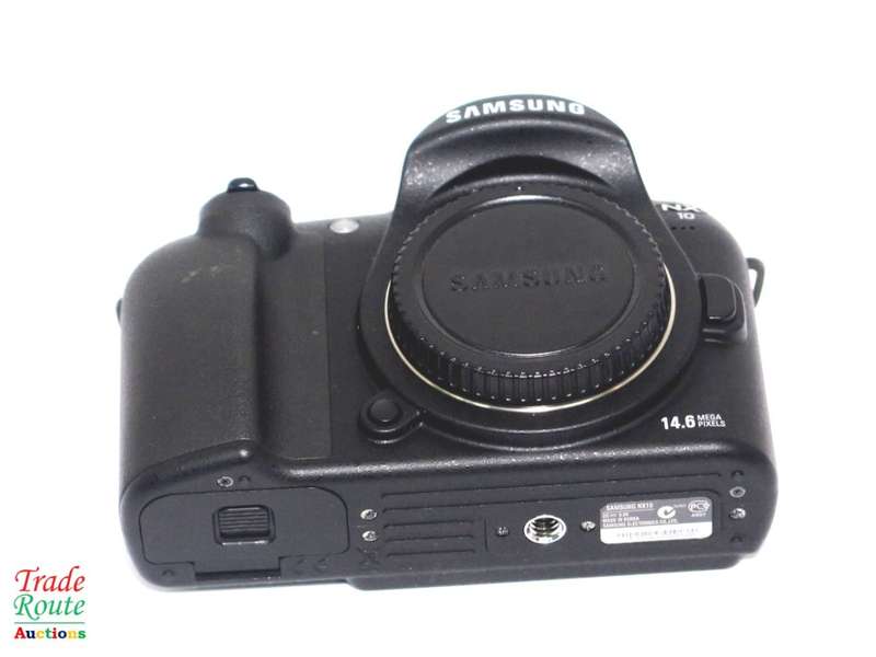 Samsung NX10 Digital System Camera Body only - Black (14.6MP)