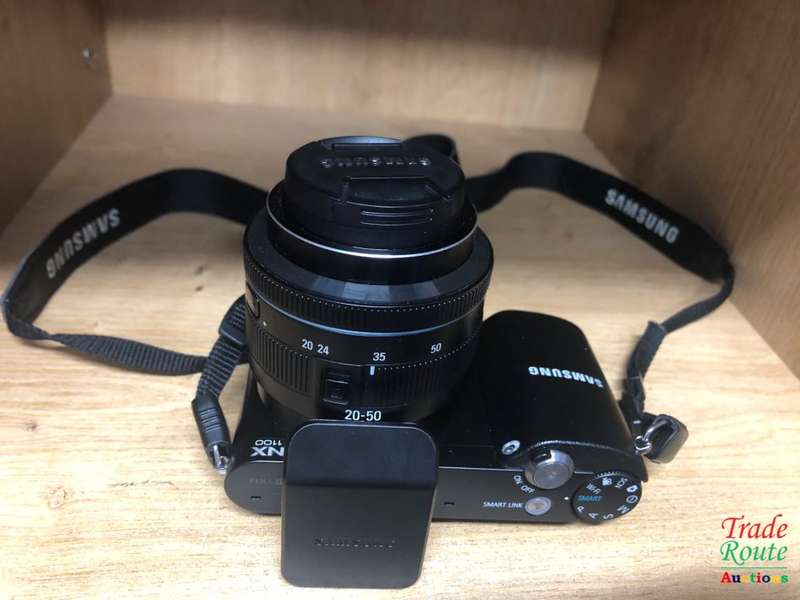 Samsung NX1100 20.3MP CMOS Smart | WiFi | FULL HD | Digital Camera + 20-50mm Lens