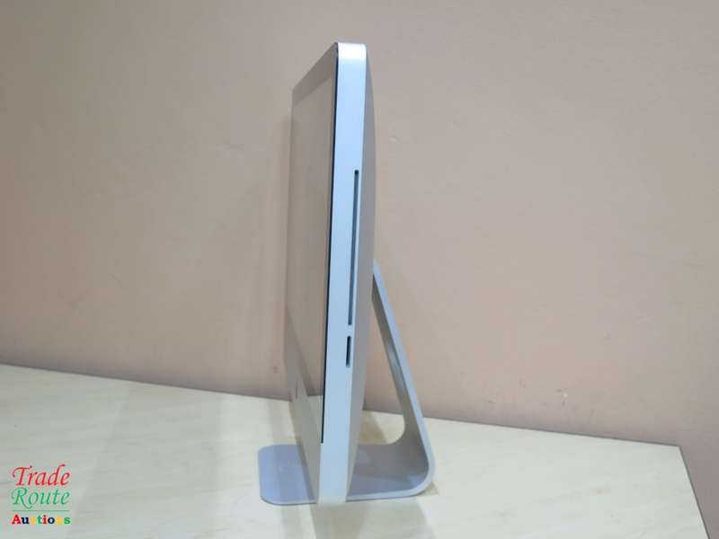 Apple iMAC | 21.5 INCH | Core i3 3.2Ghz | 4GB RAM | 1TB HDD - ATI Radeon HD Graphics - All in One