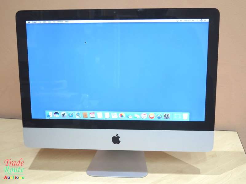 iMAC | 21.5 INCH | Core i5 2.5Ghz 8GB RAM 500GB HDD * AMD Radeon HD Graphics