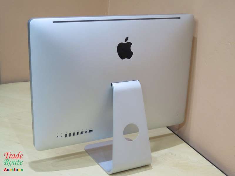 iMAC | 21.5 INCH | Core i5 2.5Ghz 8GB RAM 500GB HDD * AMD Radeon HD Graphics