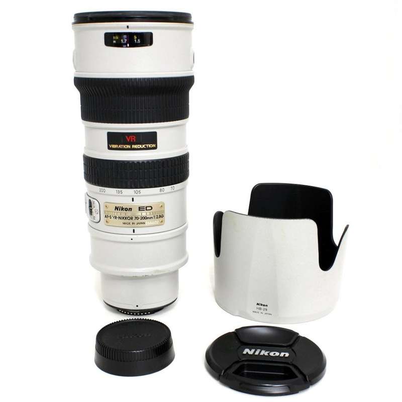 Nikon 70-200mm f2.8G ED-IF AF-S VR Zoom Lens   *** NIKON *** Full Frame lens