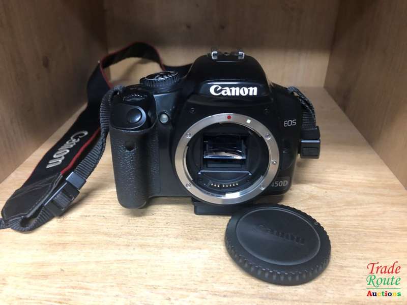 Canon EOS 450D DigitalSLR camera 12.2 Megapixels BODY ONLY