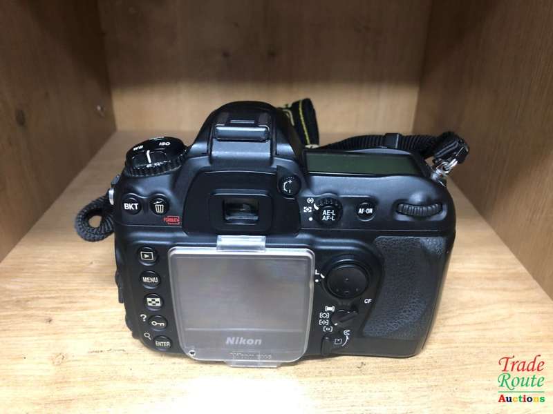 Nikon D200 SLR Digital Camera (Camera Body)