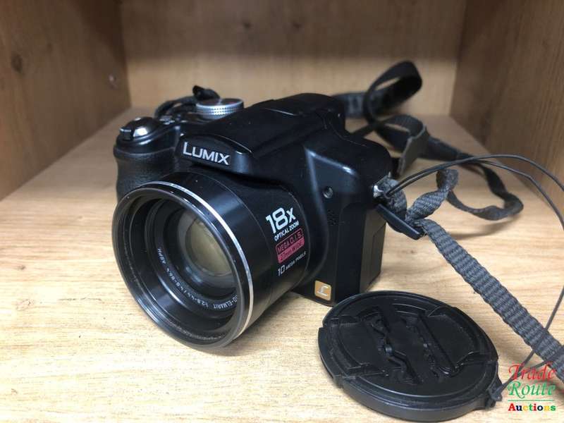 Panasonic Lumix DMC-FZ28 Digital Camera - Leica Lens