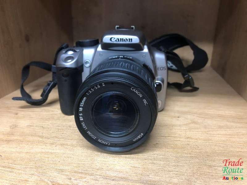 Canon EOS 350D Digital SLR camera WITH 18-55 mm lens