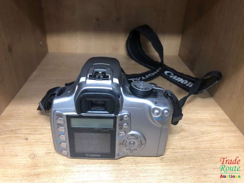 Canon EOS 350D Digital SLR camera WITH 18-55 mm lens