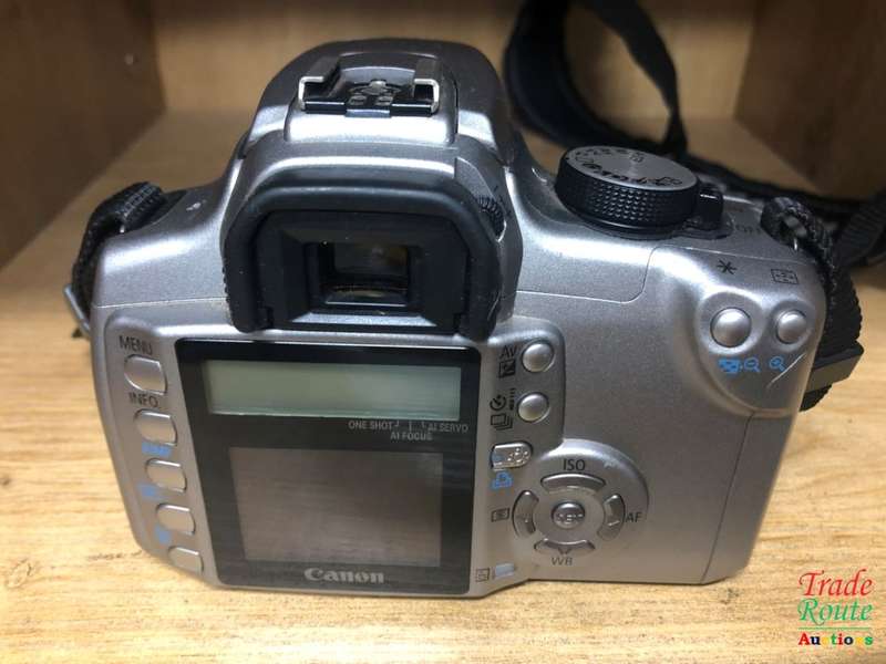 Canon EOS 350D Digital SLR camera WITH 18-55 mm lens