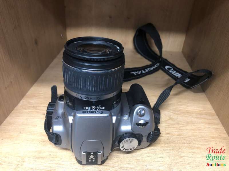 Canon EOS 350D Digital SLR camera WITH 18-55 mm lens