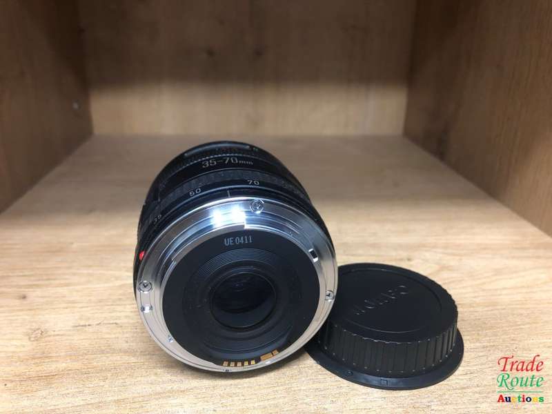 Canon 35-70mm f3.5-4.5 LENS - Will work on Full Frame Canon DSLRs