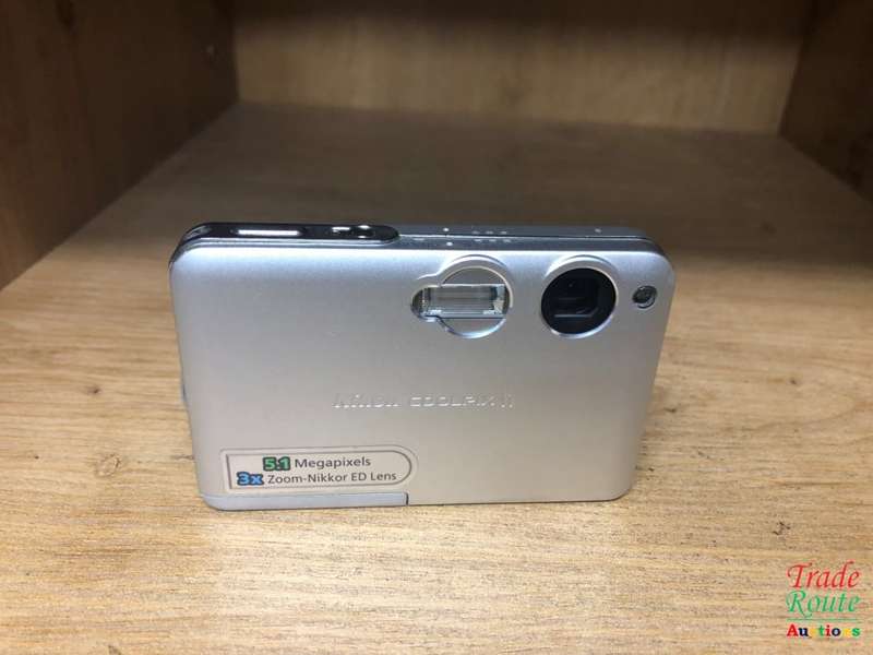 Nikon Coolpix S1 Slim-Design Digital Camera with 3x Optical Zoom