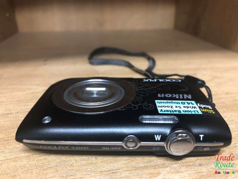 Nikon Coolpix S2600 ( 14MP, 5 x Optical Zoom, 2.7 -inch LCD ) - Digital Camera