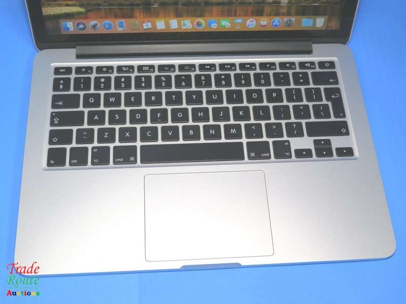 MacBook Pro 13.3-inch ** RETINA ** Core i5 2.7GHz | 8GB RAM | 128GB SSD