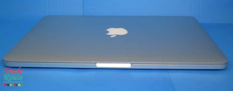 MacBook Pro 13.3-inch ** RETINA ** Core i5 2.7GHz | 8GB RAM | 128GB SSD