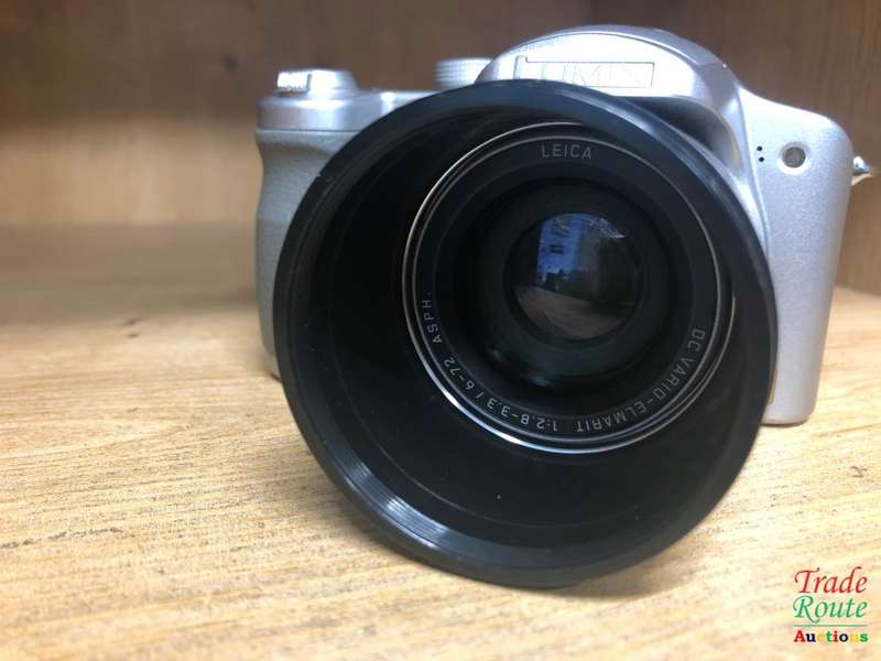 Panasonic Lumix DMC-FZ7, 6.0 Megapixel, 12x Optical/4x Digital Zoom, Digital Camera (Silver)