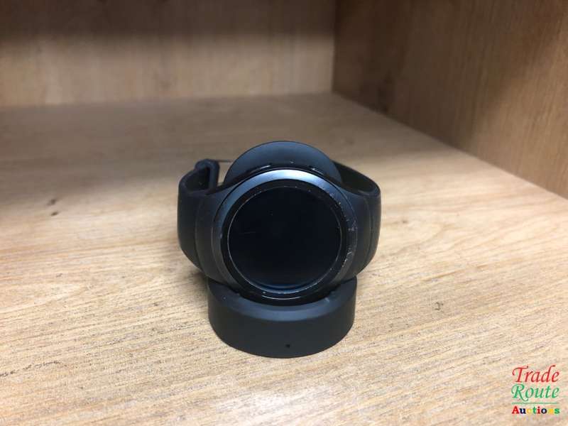 Samsung Gear S2 SMARTWATCH - SM-R720 Watch