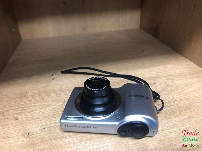 CANON PowerShot A810 Digital Camera 16.0 MP with 5x Optical Zoom 28mm Wide-Angle Lens - SILVER | BOX