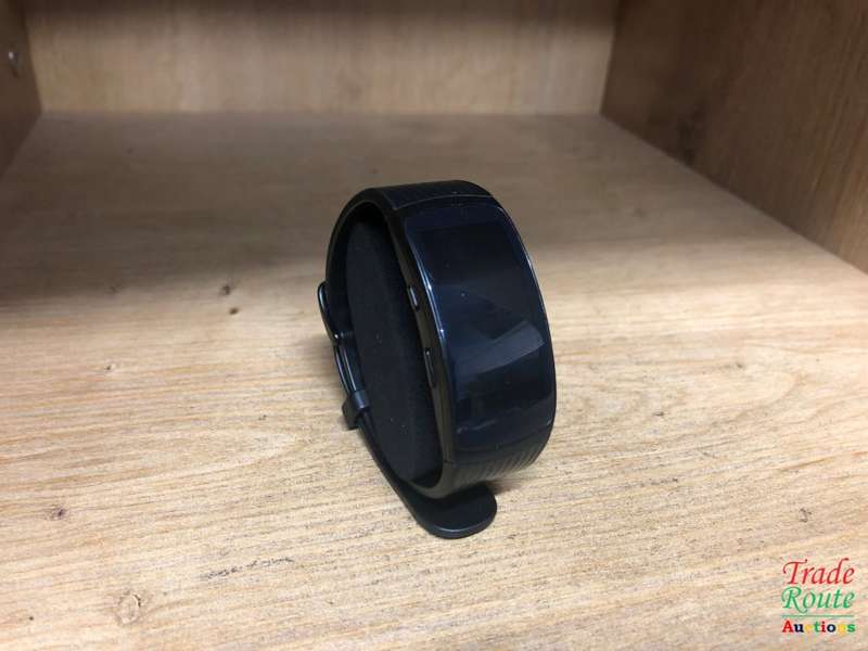 Samsung Gear Fit2 Pro Fitness Tracker Large SM-R365 GPS Sports Band Watch