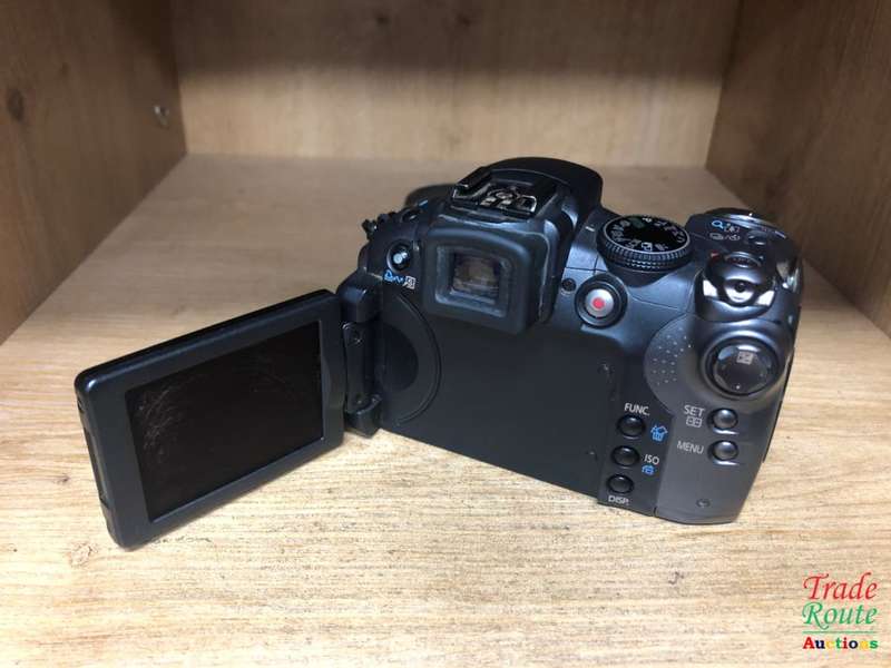 Canon PowerShot Pro Series S5 IS 8.0MP Digital Camera with 12x OIS Zoom