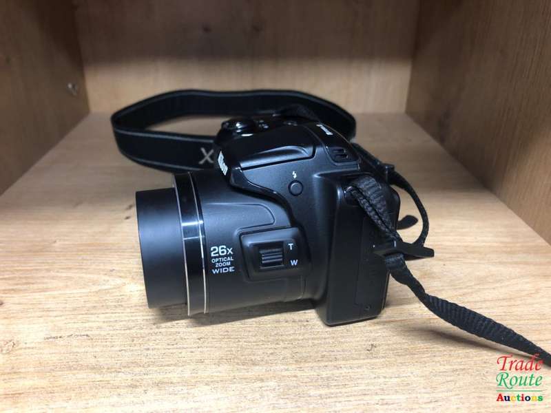 NIKON COOLPIX L810 16.1 Megapixels HDMI 26 X ZOOM Digital Camera