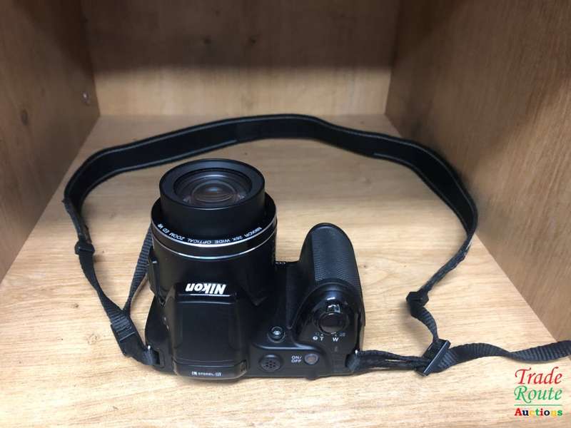 NIKON COOLPIX L810 16.1 Megapixels HDMI 26 X ZOOM Digital Camera
