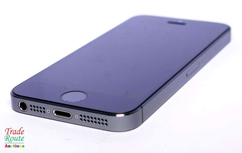 Apple Iphone 5S SmartPhone A1530 *** APPLE IPHONE5s ***