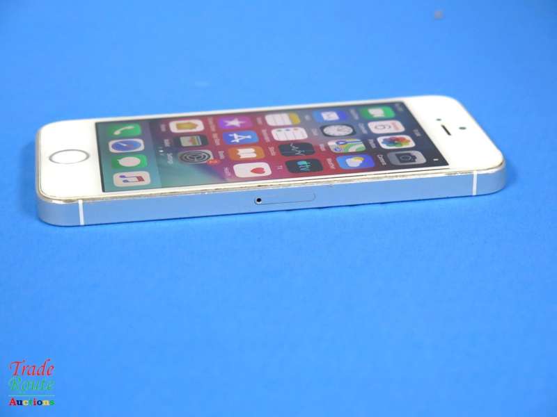 Apple Iphone 5S SmartPhone A1530 *** APPLE IPHONE5s ***