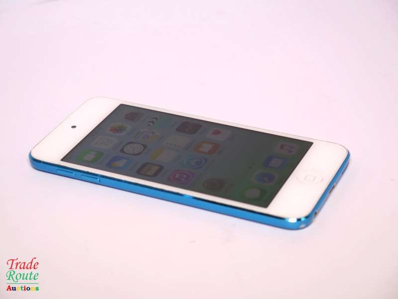 Apple iPod Touch | WHITE/BLUE | 16GB | 5th Generation | A1421 | RETINA DISPLAY